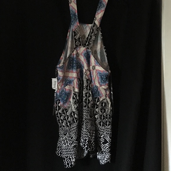 NWT Aztec romper - Picture 2 of 2