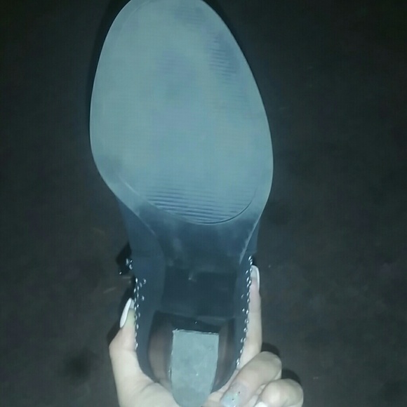 Booties - Picture 3 of 4