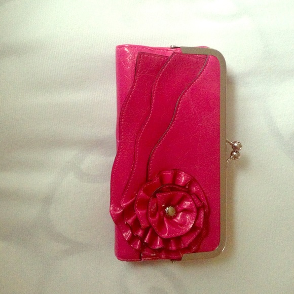 Pick Nicole Miller  wallet
