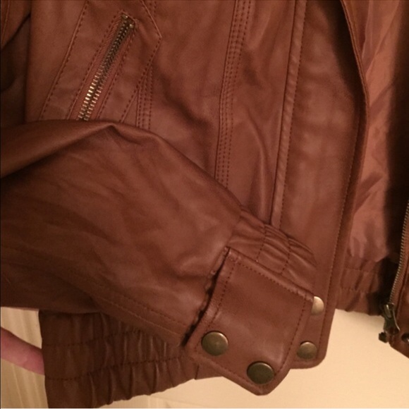 🎉SOLD🎉Like new American Rag leather jacket - Picture 3 of 3