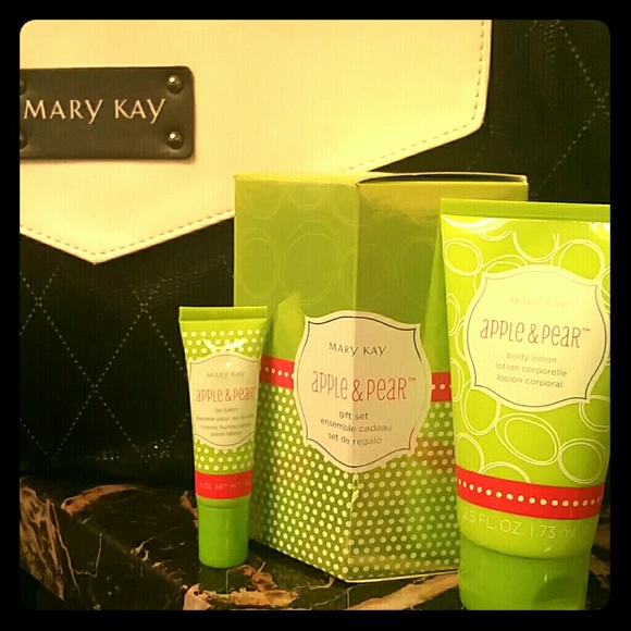 Mary Kay Gift Set