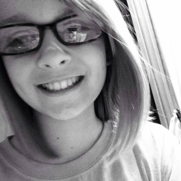 Meet your Posher, Abigail