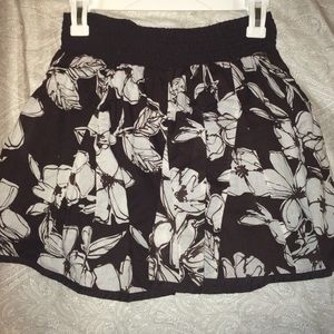 super cute summer flow skirt💁🏼