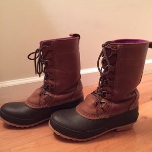 Tretorn Aspelina lace-up winter boot, barely worn
