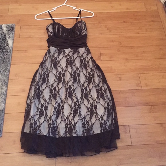 Super cute formal dress