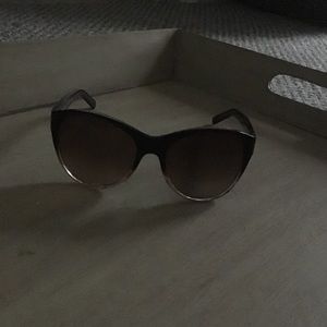 Authentic Tory Burch sunglasses
