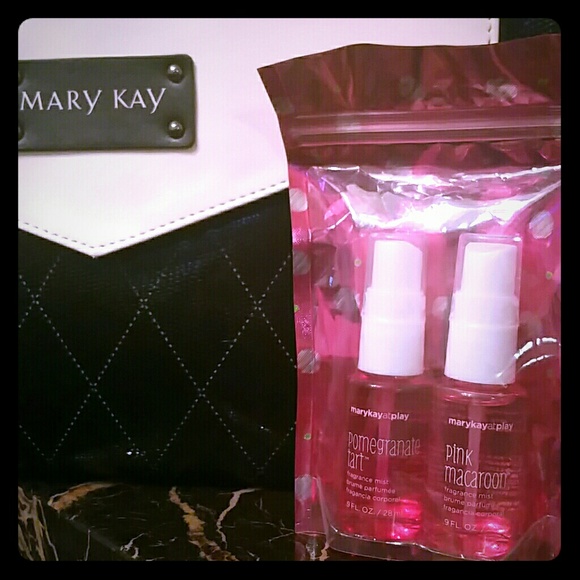 Mary Kay Body Mist Gift Set