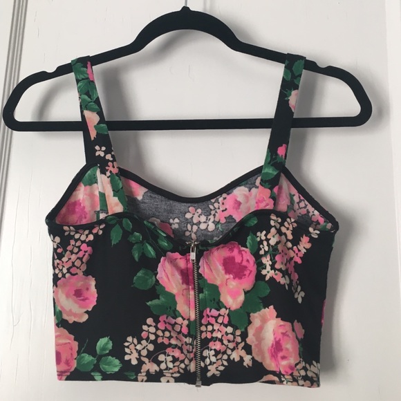 Flower crop top - Picture 2 of 3