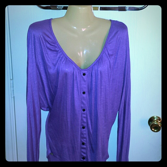 Gianni Bini Purple Top with Black lace, size Large - Picture 1 of 2