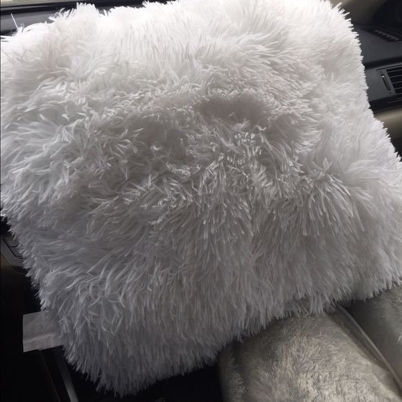 Plush pillow