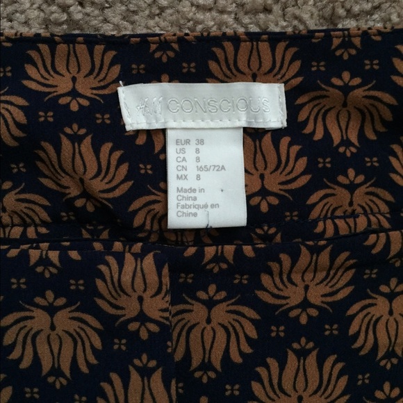Patterned H&M pants - Picture 2 of 2