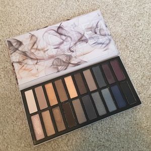 Coastal Scents Revealed Smoky Palette