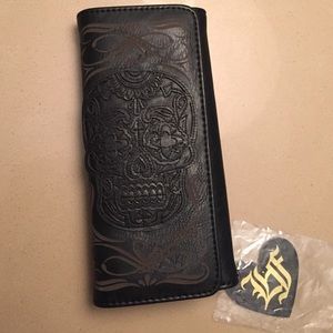 Black faux leather skull wallet