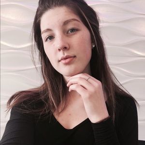 Meet your Posher, Savannah