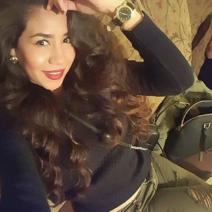 Meet your Posher, Viviana