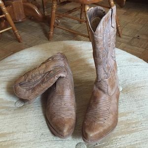 Tan Cowgirl Boots