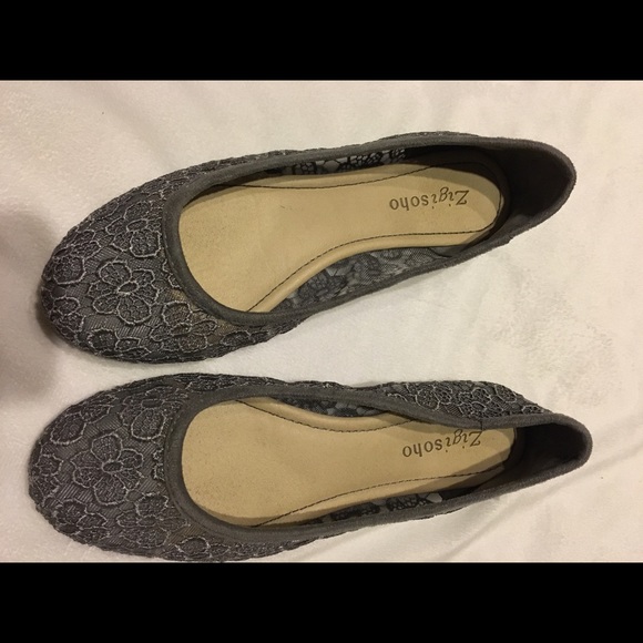 Lace flats size 6 1/2