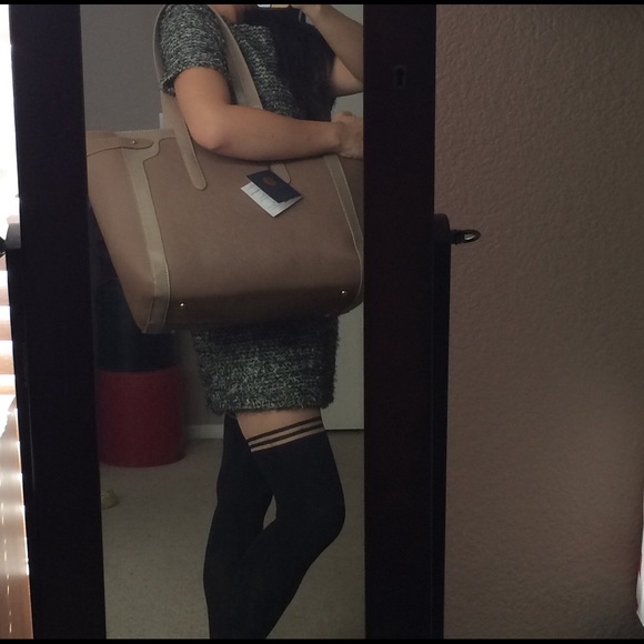 Adrienne Vittadini oversized bag!! - Picture 4 of 4