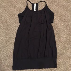 Lululemon tank cheaper 🅿️🅿️