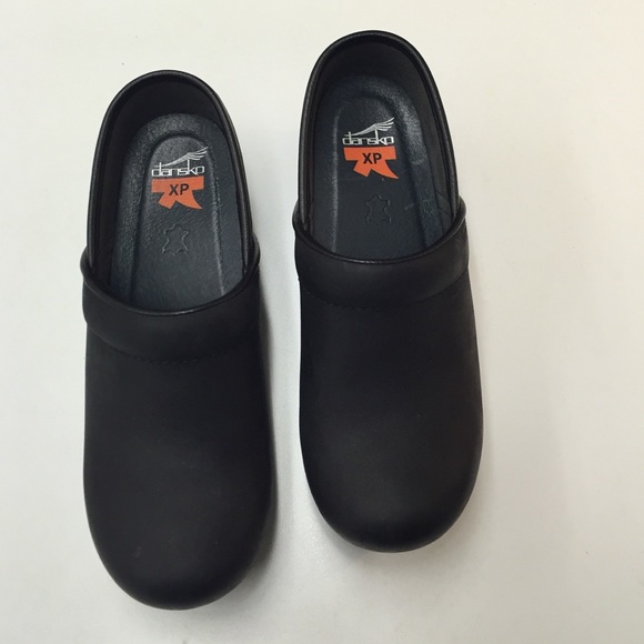 Dansko XP Nubuck clogs