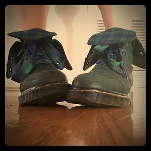 Dr. Martins Boots