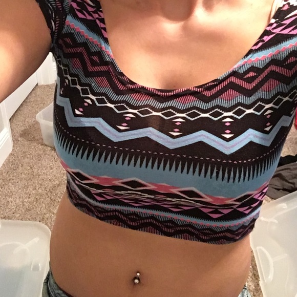 Crop top shirt