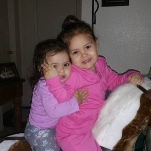 Meet your Posher, Melannie