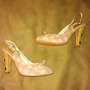 👠Pink Picnic Themed heel sandal👠