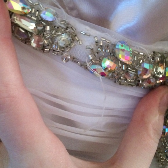 White corset short formal dress - Picture 3 of 4