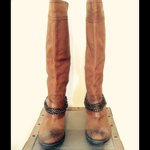 Vintage brown leather southern rocker boot!