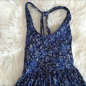 Forever 21 blue & white floral print halter dress
