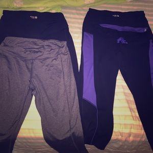 FOUR old navy Active pants size Large