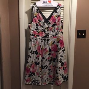 Gorgeous Patterned Sleeveless Dress