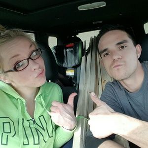 Meet your Posher, Danielle