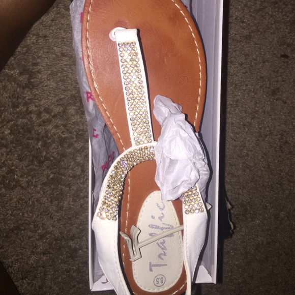 NEW sandals from traffic
