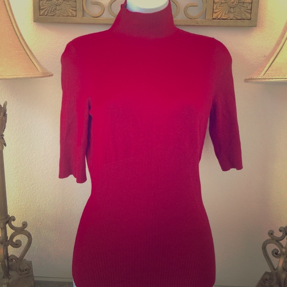 Express unique short sleeves,Crimson /red top Sz S