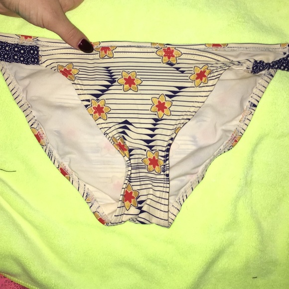 Marc Jacobs kini bottom - Picture 1 of 3