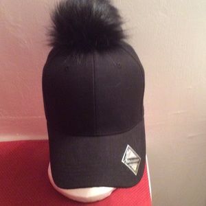 POM POM HATS DENIM &VEGAN LEATHER BASEBALL CAP