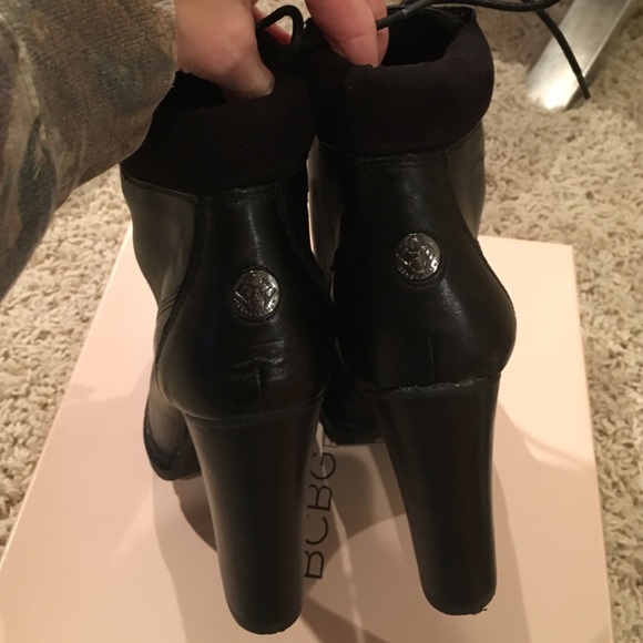 Gorgeous BCBG generation booties. Never worn! - Picture 3 of 4