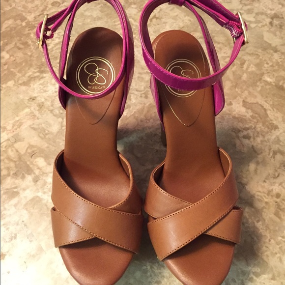 Jessica Simpson platform shoes - Picture 2 of 4