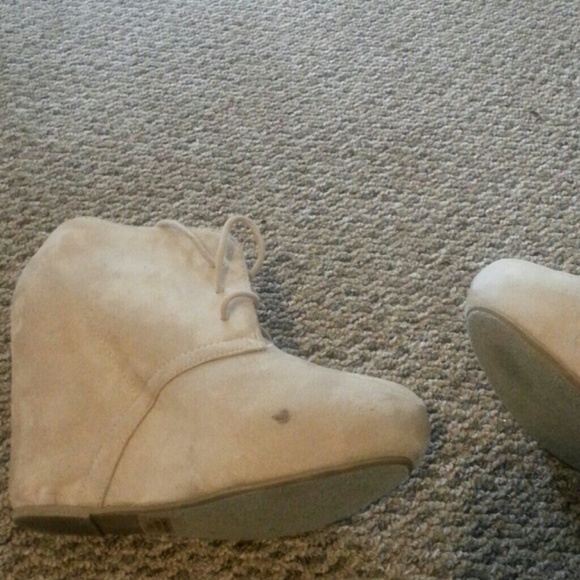 Booties - Picture 3 of 4