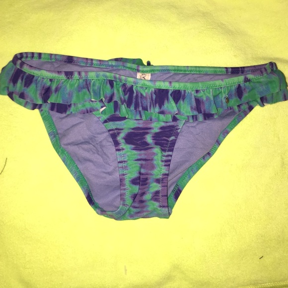 ADORABLE tye dye kini bottoms