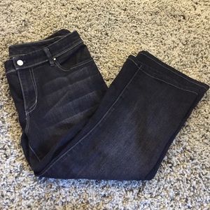 WHBM Dark Capri jeans