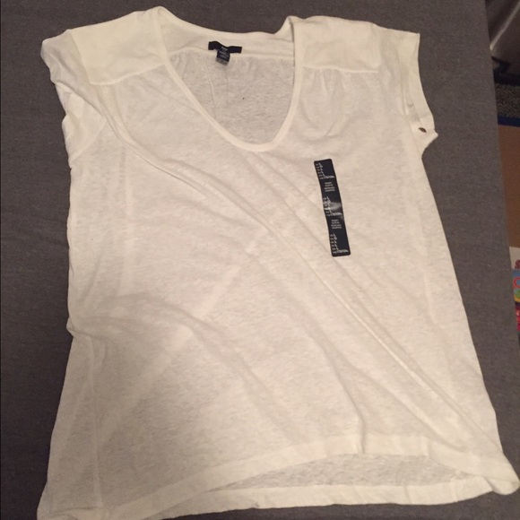 Gap shirt