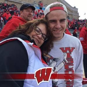 Meet your Posher, Kelly