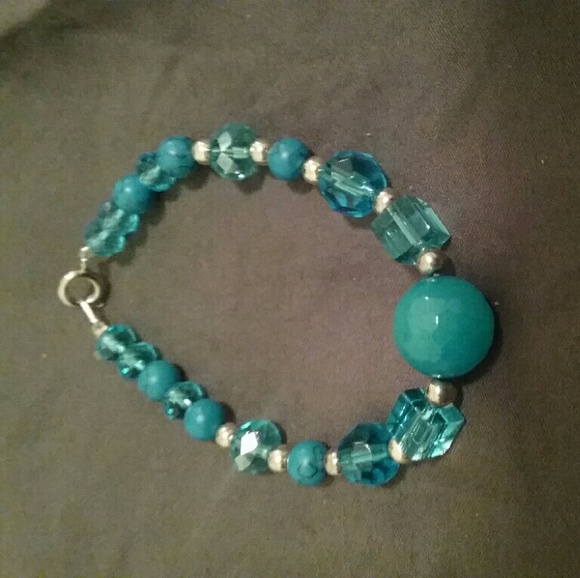 Handmade beaded bracelet