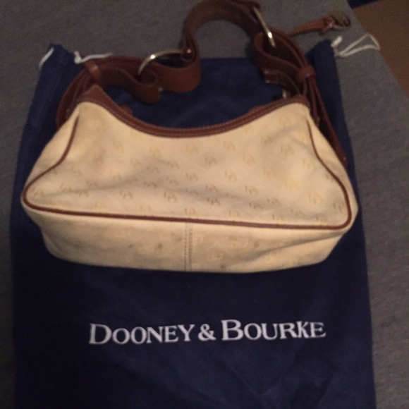 Dooney and Bourke purse