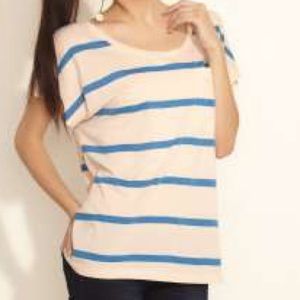 Oversized striped t-shirt