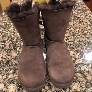 Women's Brown Bow UGGs