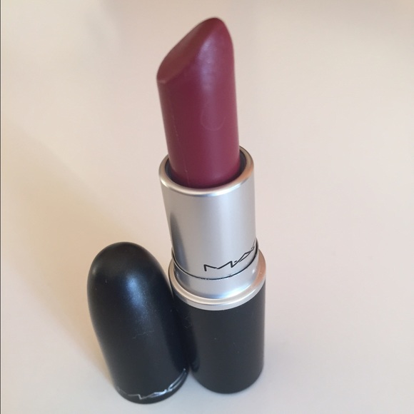 M•A•C Lipstick in Hot Tahiti (Glaze)